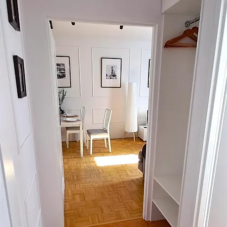 Apartman Praska Syrena Varsó